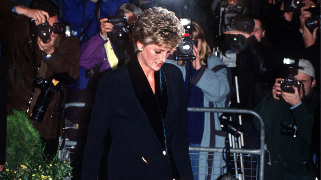 paparazzi lady di